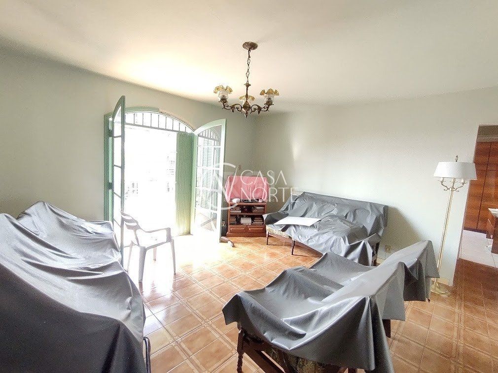 Casa à venda com 3 quartos, 146m², 1 suíte, 4 vagas, Rua Padre João Batista Reus no bairro Vila Conceição em Porto Alegre