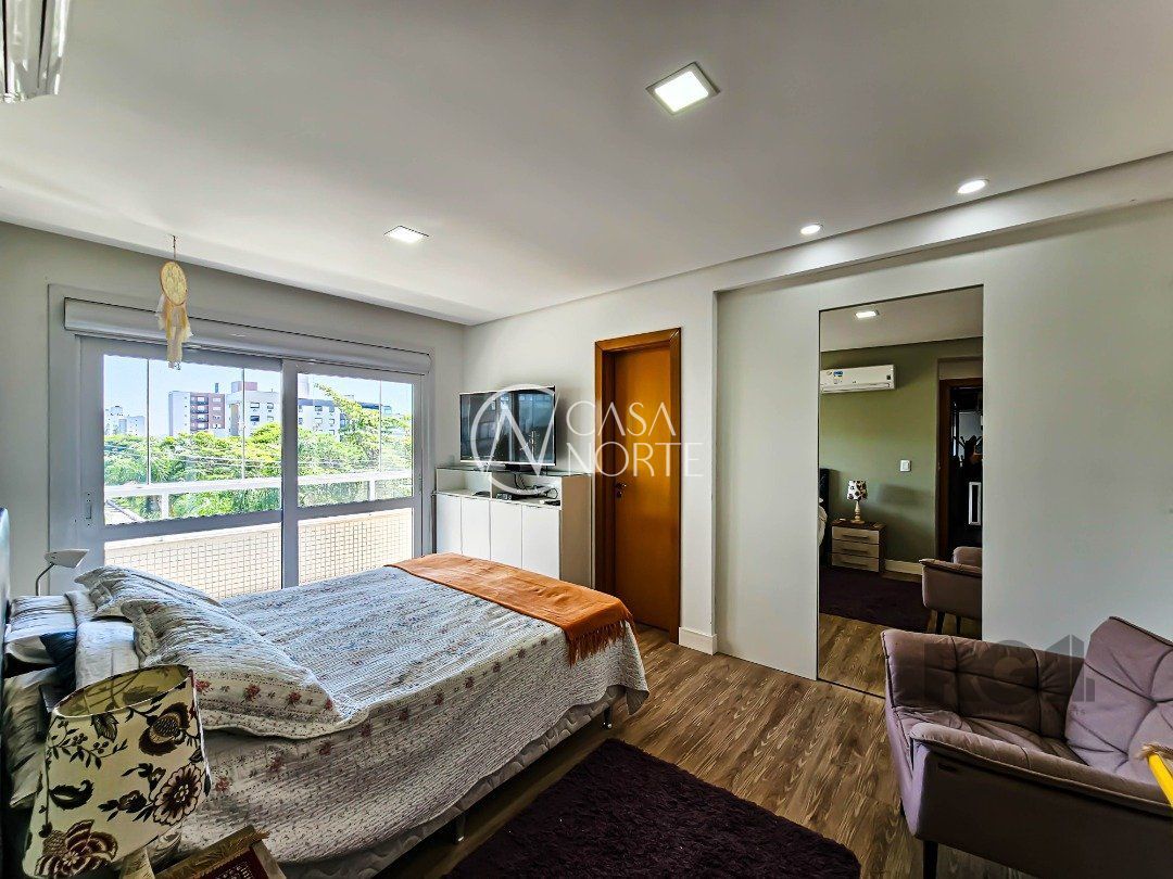 Apartamento à venda com 3 quartos, 152m², 1 suíte, 2 vagas, Rua Dona Paulina no bairro Tristeza em Porto Alegre