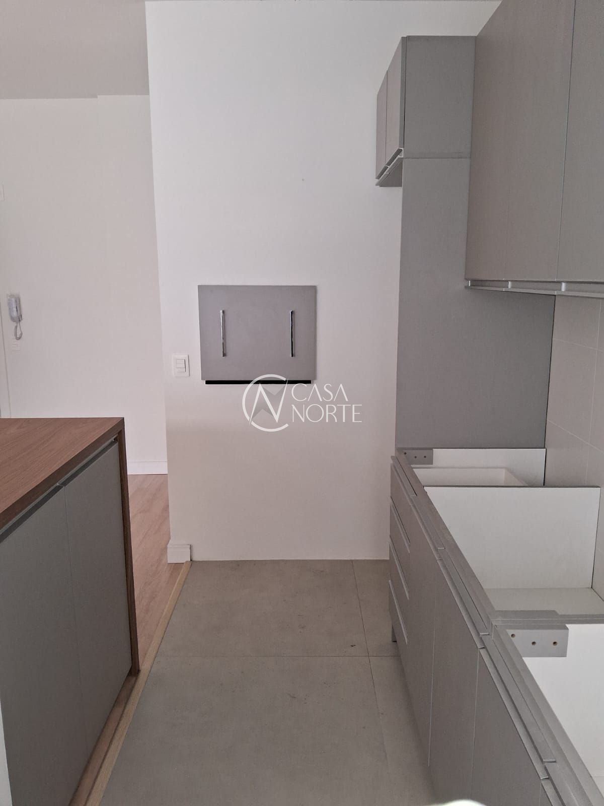 Apartamento Garden à venda com 1 quarto, 61m², 1 vaga, Otto Niemeyer no bairro Tristeza em Porto Alegre