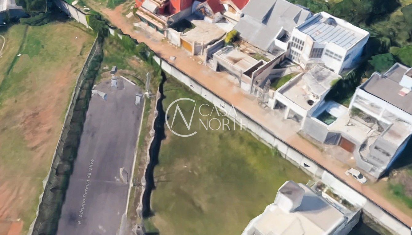 Casa à venda com 4 quartos, 229m², 1 suíte, 3 vagas, Rua Adriano Pereira da Silva no bairro Vila Nova em Porto Alegre