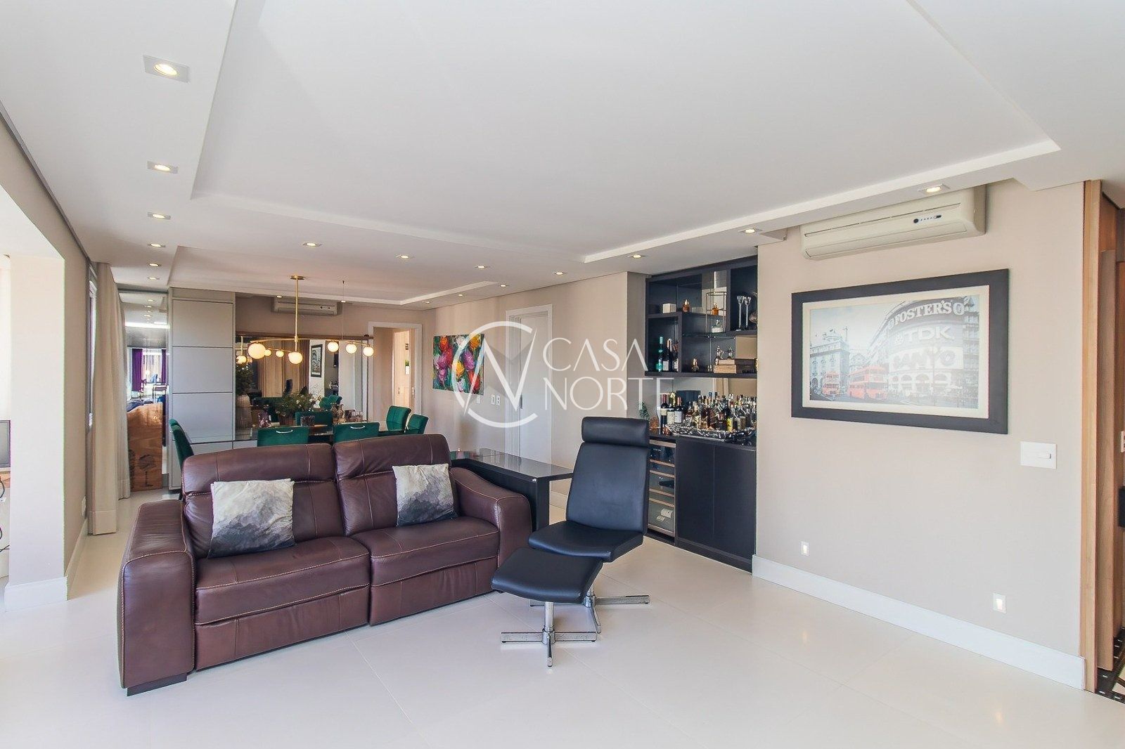 Apartamento à venda com 3 quartos, 148m², 3 suítes, 4 vagas, Rua Doutor João Satt no bairro Jardim Europa em Porto Alegre