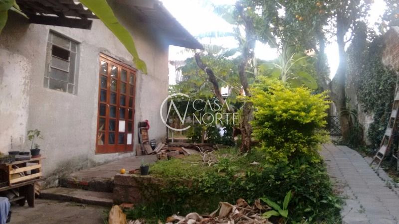 Casa à venda com 4 quartos, 180m², Rua Camaqua no bairro Camaquã em Porto Alegre