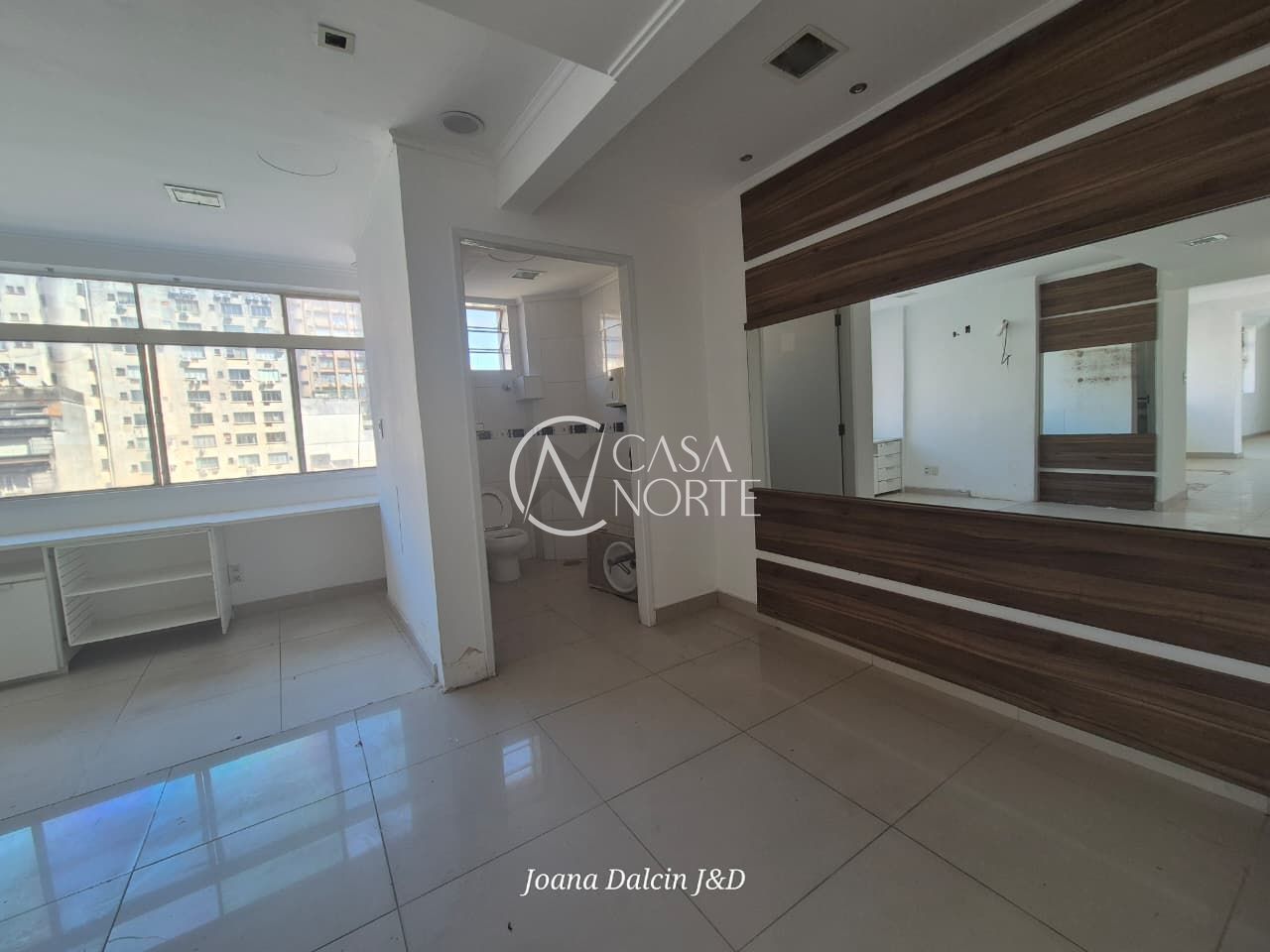 Sala Comercial à venda com 1 quarto, 22m², Rua dos Andradas no bairro Centro em Porto Alegre