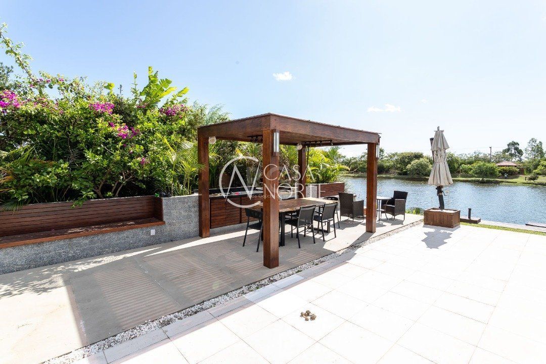 Casa de Condomínio à venda com 4 quartos, 340m², 4 suítes, 4 vagas, Avenida Juca Batista no bairro Terraville em Porto Alegre