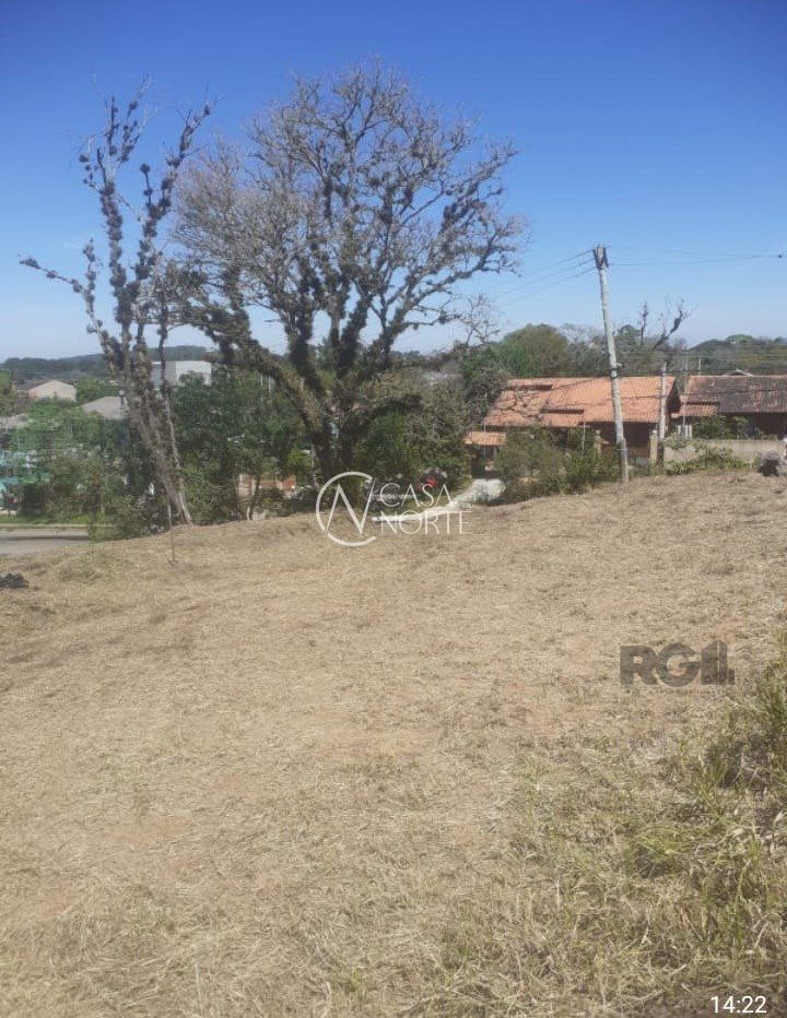 Terreno à venda  com 332m², Rua João Vieira de Aguiar Sobrinho no bairro Belém Novo em Porto Alegre
