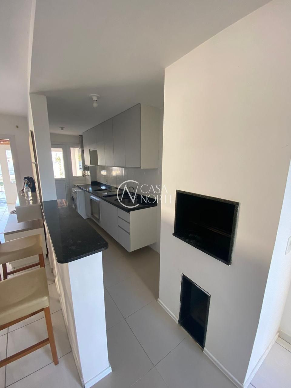 Casa à venda com 3 quartos, 78m², 1 suíte, 1 vaga, Rua Rui Biriva no bairro Lomba do Pinheiro em Porto Alegre