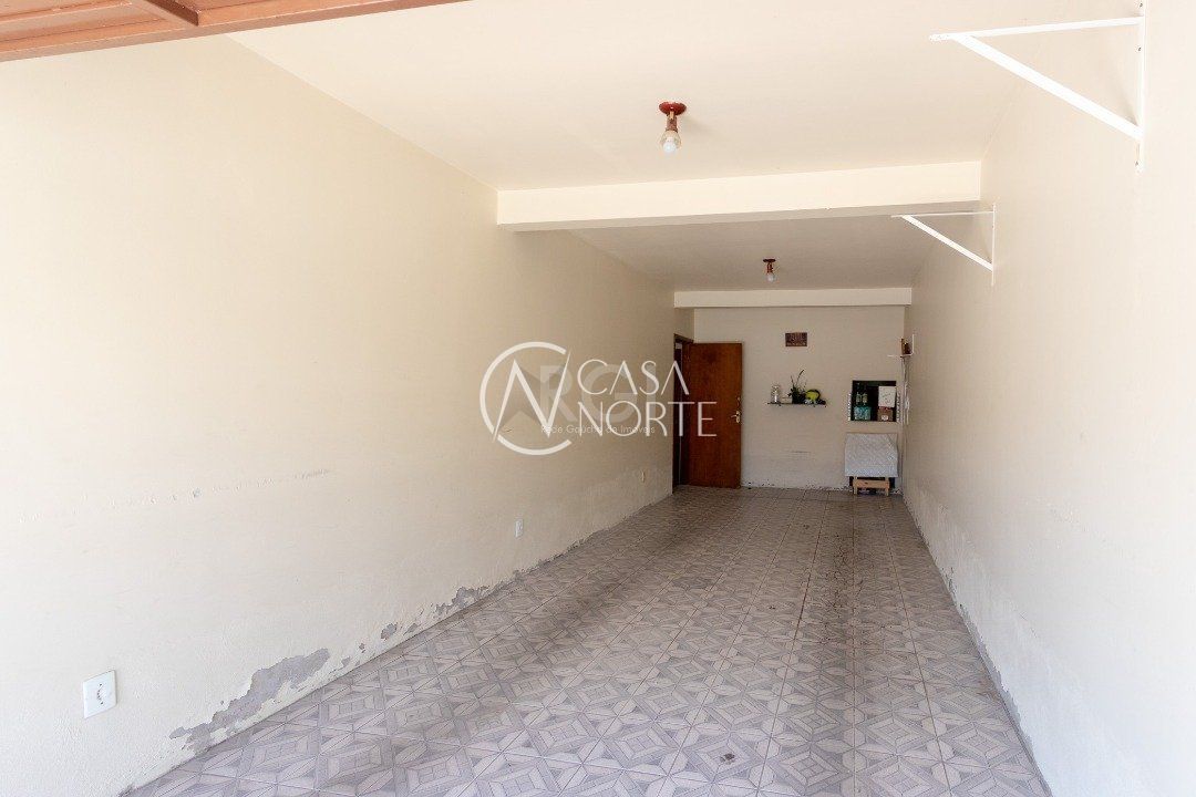 Casa à venda com 3 quartos, 175m², 1 suíte, 3 vagas, Rua Antônio Ribeiro Messias no bairro Aberta dos Morros em Porto Alegre