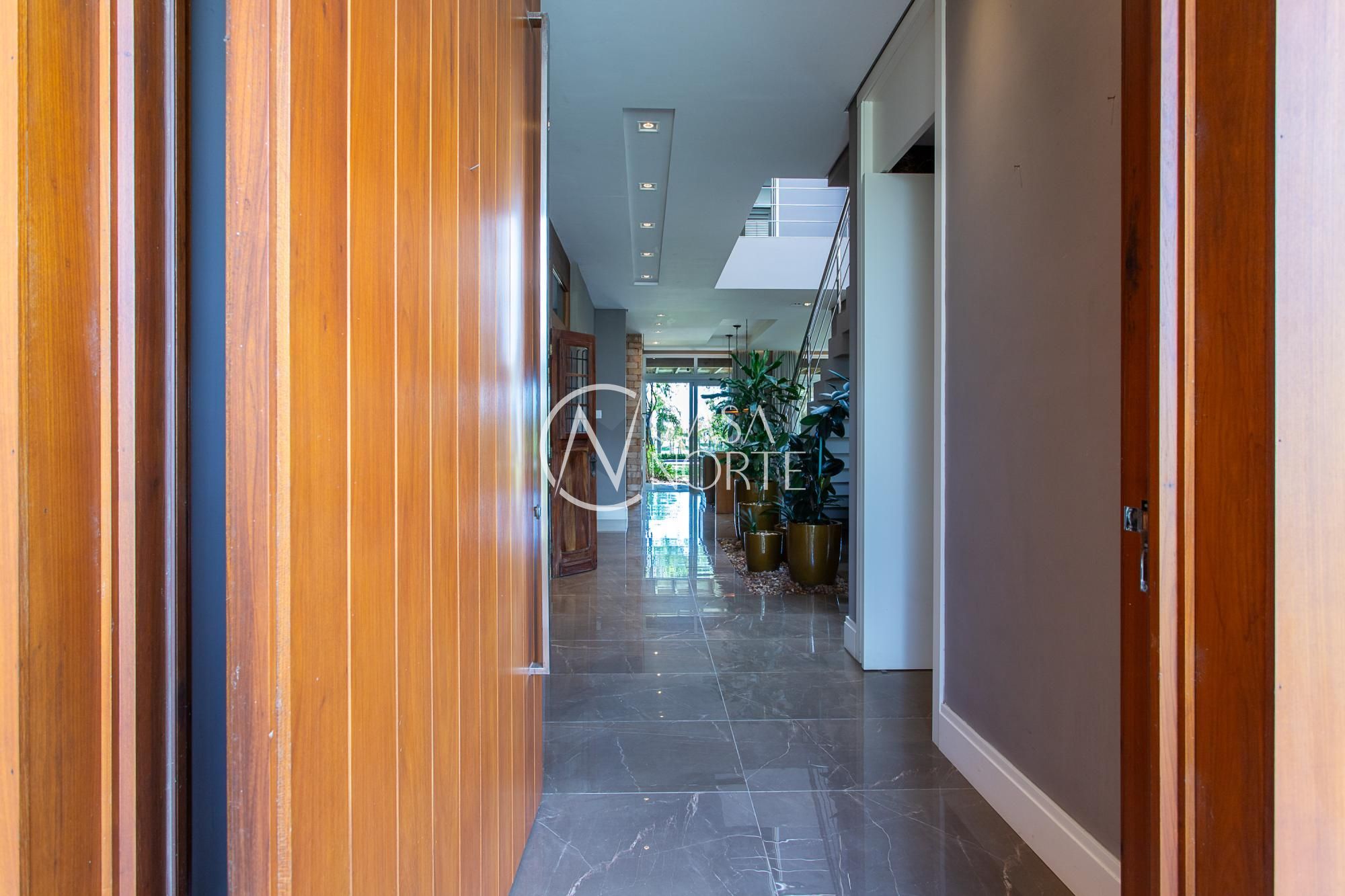 Casa de Condomínio à venda com 4 quartos, 570m², 4 suítes, 2 vagas, Avenida Juca Batista no bairro Terraville em Porto Alegre