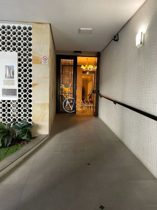 Apartamento à venda com 3 quartos, 155m², 3 suítes, 2 vagas, Rua Dinarte Ribeiro no bairro Moinhos de Vento em Porto Alegre