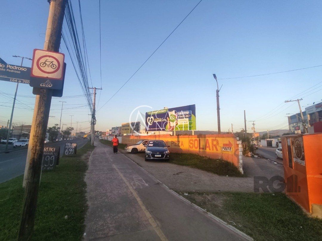 Terreno à venda  com 5840m², Avenida João Antônio Silveira no bairro Restinga em Porto Alegre