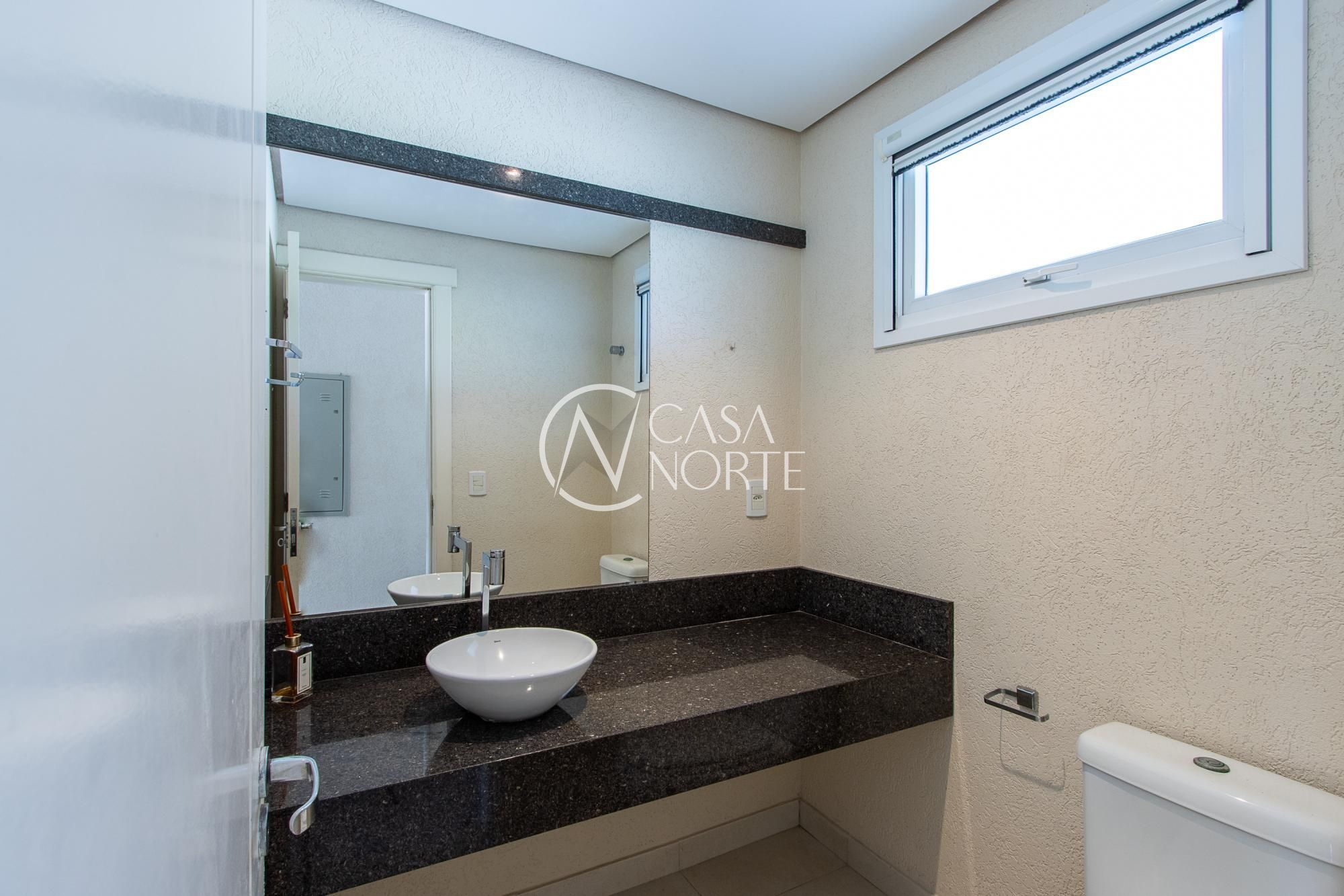 Casa de Condomínio à venda com 4 quartos, 350m², 4 suítes, 5 vagas, Avenida Juca Batista no bairro Belém Novo em Porto Alegre