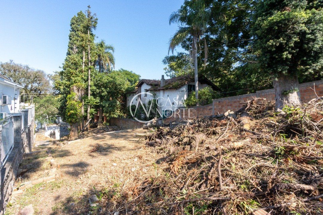 Terreno à venda  com 396m², Rua Professor Pereira Coelho no bairro Tristeza em Porto Alegre
