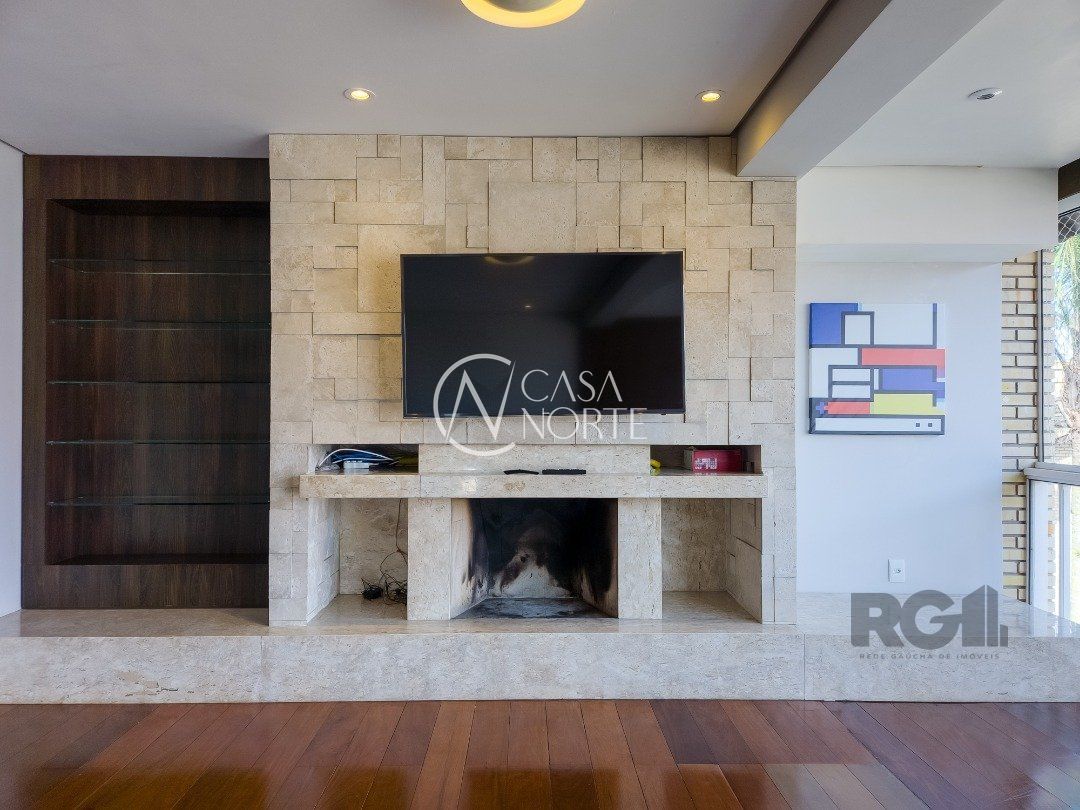 Casa de Condomínio à venda com 3 quartos, 239m², 1 suíte, 2 vagas, Rua Professor Xavier Simões no bairro Sétimo Céu em Porto Alegre