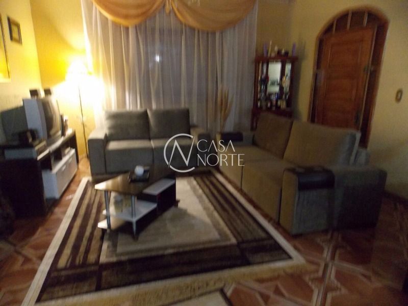 Casa à venda com 2 quartos, 150m², 5 vagas, Rua Mercedes Azzolini no bairro Ponta Grossa em Porto Alegre