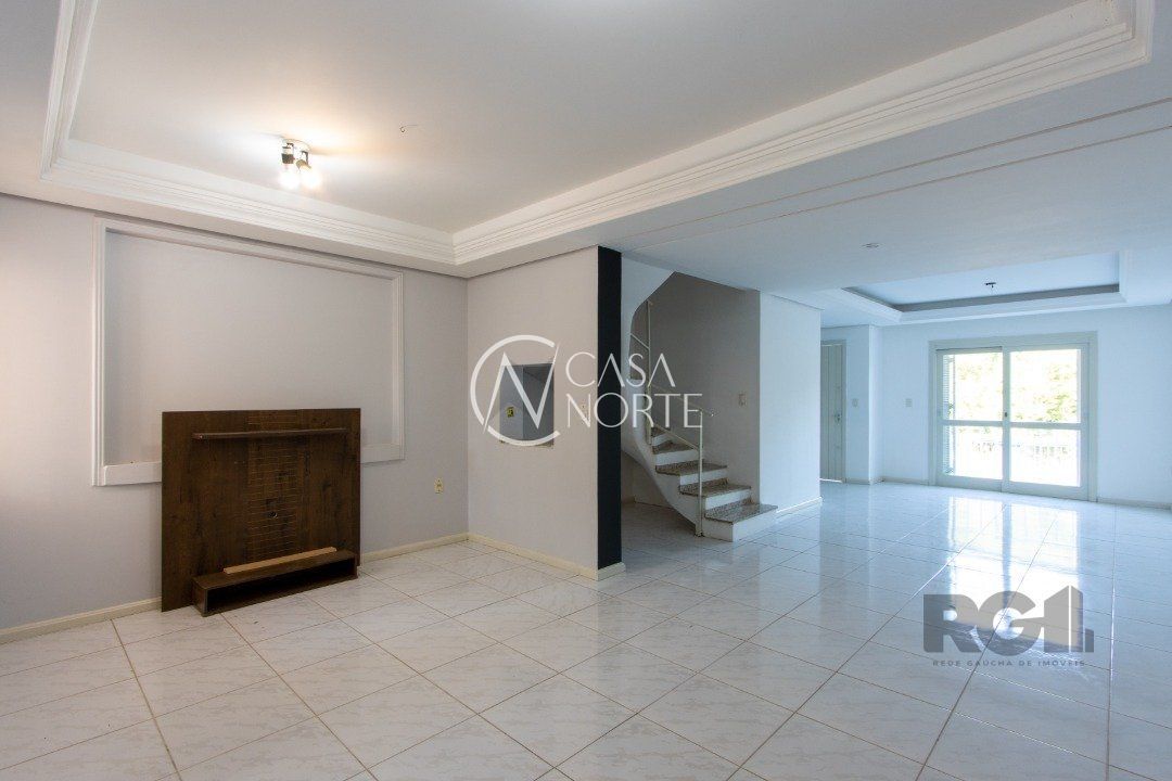 Casa à venda com 3 quartos, 223m², 1 suíte, 3 vagas, Rua Claudio da Silva Pinto no bairro Espírito Santo em Porto Alegre