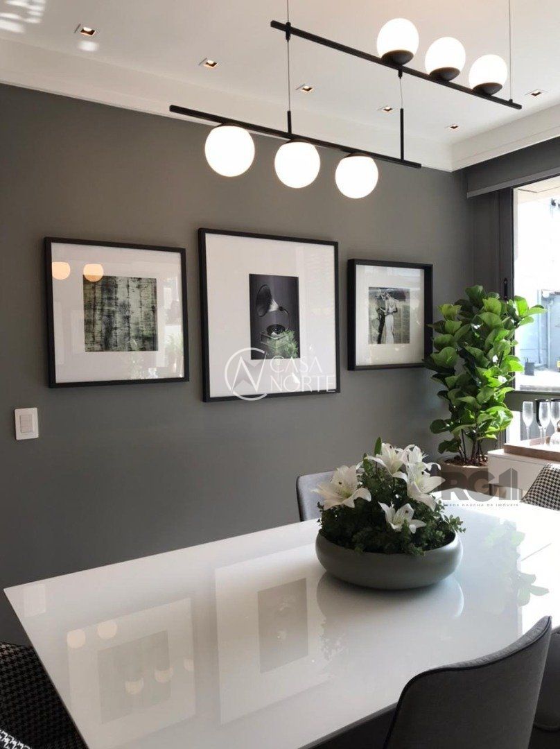 Apartamento à venda com 2 quartos, 704m², 1 suíte, 1 vaga, Rua General Lima e Silva no bairro Centro Histórico em Porto Alegre