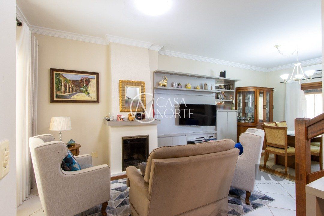 Casa de Condomínio à venda com 3 quartos, 186m², 1 suíte, 2 vagas, Avenida Eduardo Prado no bairro Cavalhada em Porto Alegre