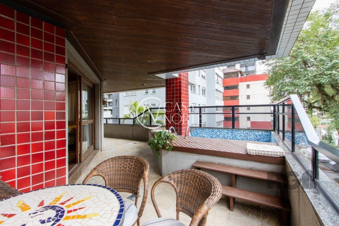 Apartamento à venda com 4 quartos, 253m², 2 suítes, 3 vagas, Avenida Lageado no bairro Petrópolis em Porto Alegre