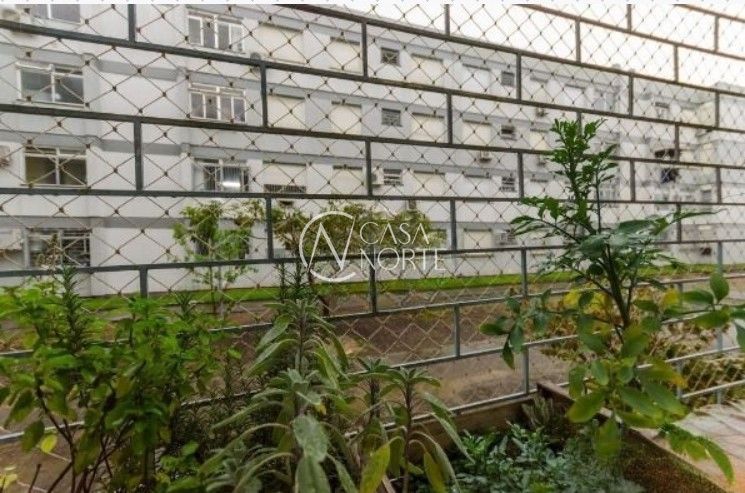 Apartamento à venda com 2 quartos, 57m², Rua Camaquã no bairro Camaquã em Porto Alegre