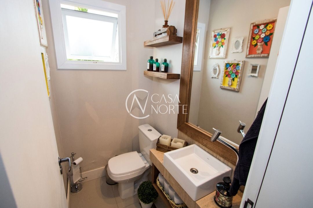 Casa à venda com 3 quartos, 147m², 1 suíte, 3 vagas, Rua Claudio da Silva Pinto no bairro Espírito Santo em Porto Alegre