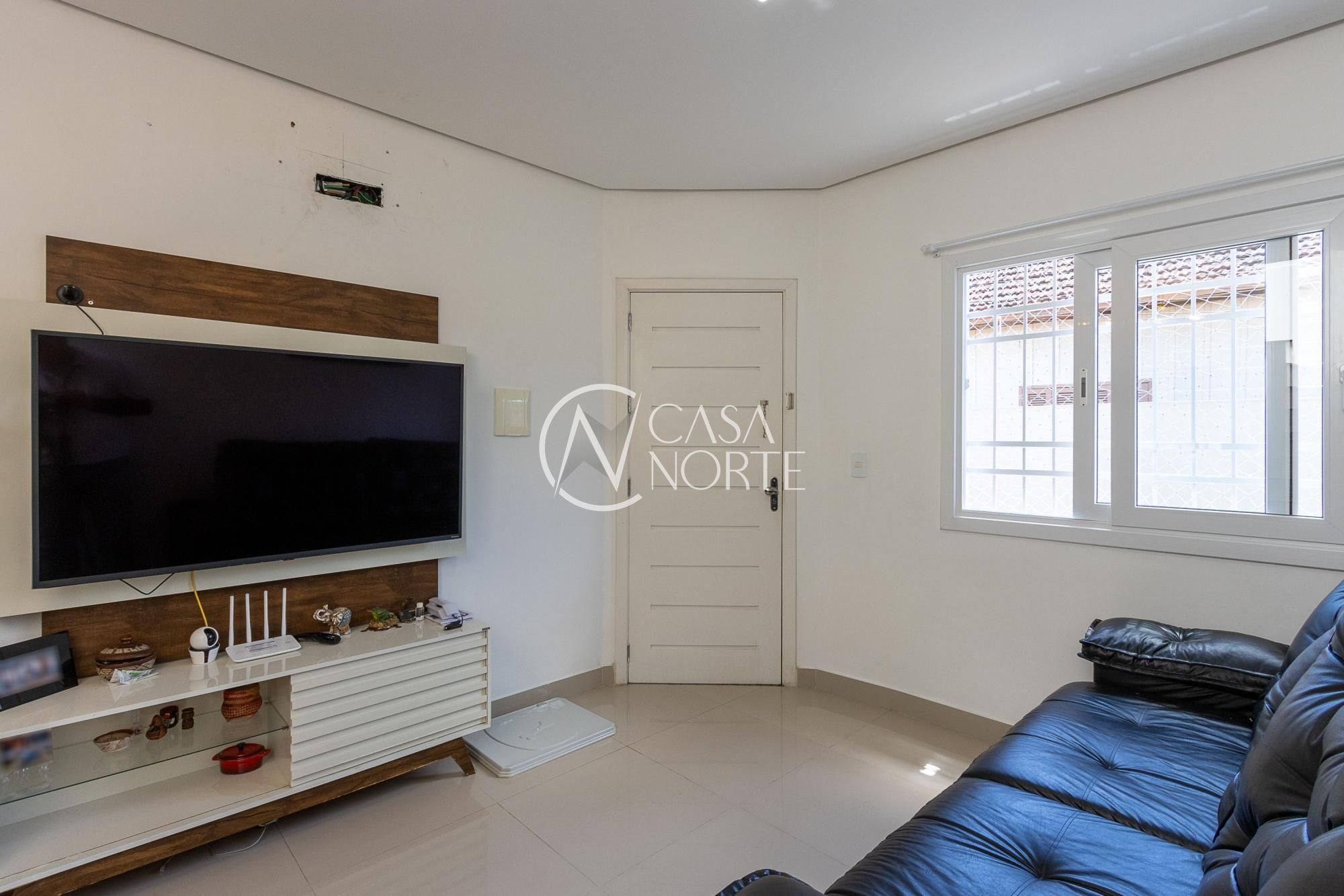 Casa de Condomínio à venda com 2 quartos, 112m², 1 suíte, 1 vaga, Rua Doutor Pereira Neto no bairro Tristeza em Porto Alegre