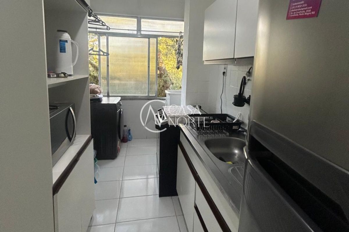 Apartamento à venda com 2 quartos, 46m², 1 vaga, Rua Padre Ângelo Corso no bairro Cavalhada em Porto Alegre