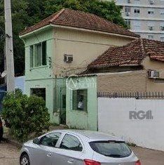 Terreno à venda  com 387m², Rua Doutor Ramiro Davila no bairro Azenha em Porto Alegre