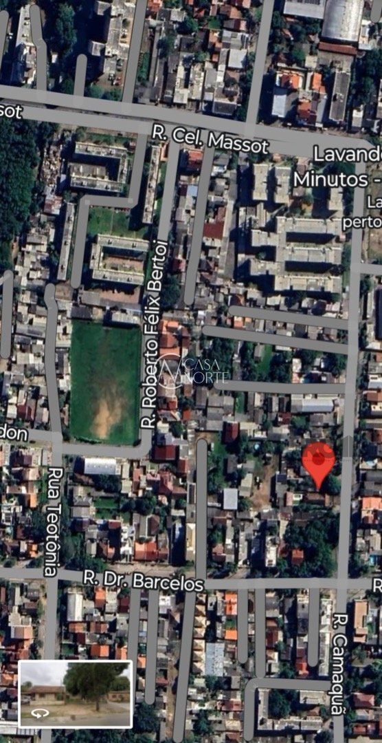 Casa à venda com 3 quartos, 440m², Rua Camaquã no bairro Camaquã em Porto Alegre