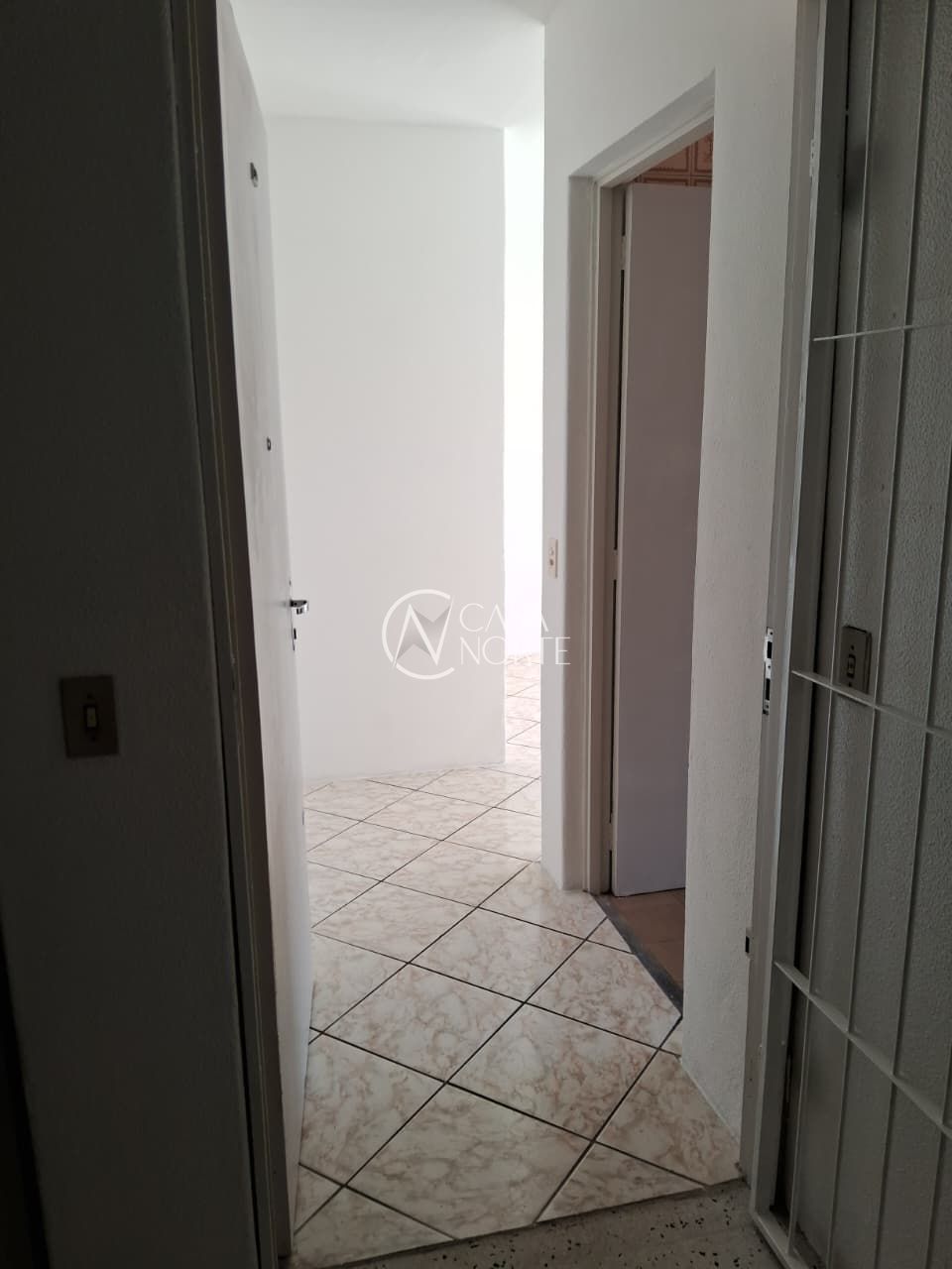 Apartamento à venda com 2 quartos, 75m², 1 vaga, Rua Doutor Pereira Neto no bairro Tristeza em Porto Alegre