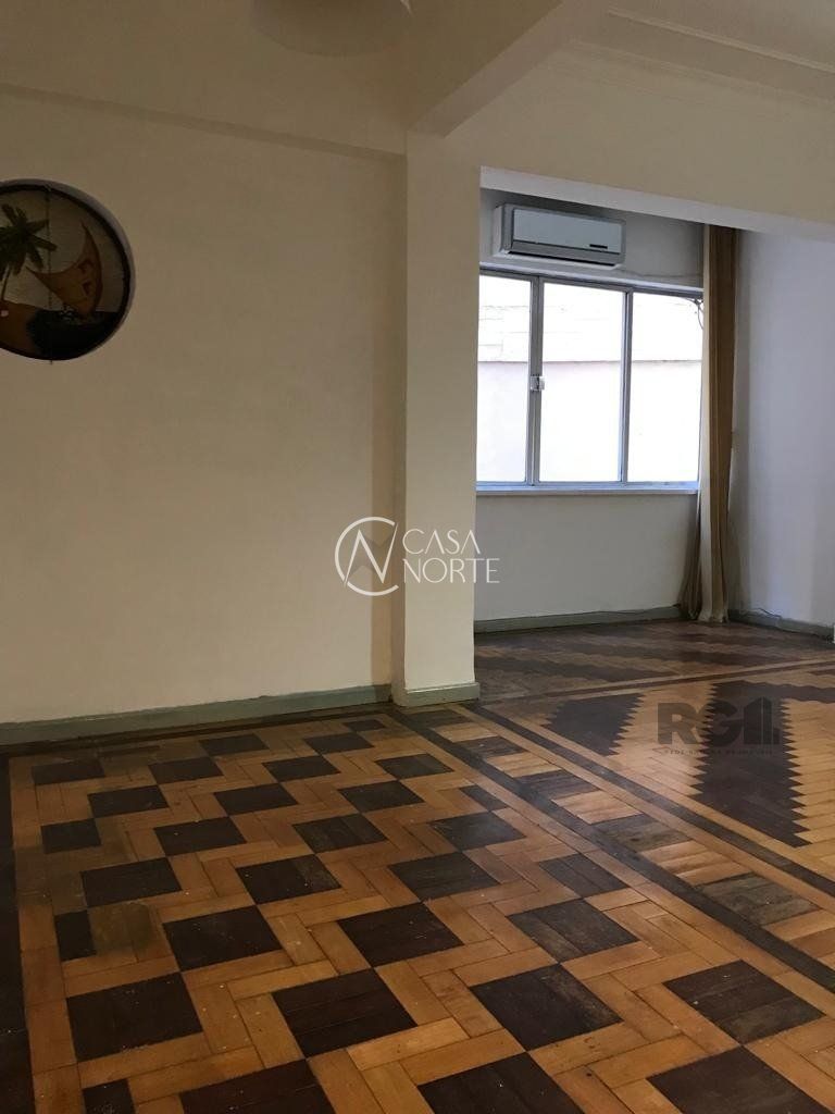 Apartamento à venda com 2 quartos, 80m², Avenida Borges de Medeiros no bairro Centro Histórico em Porto Alegre
