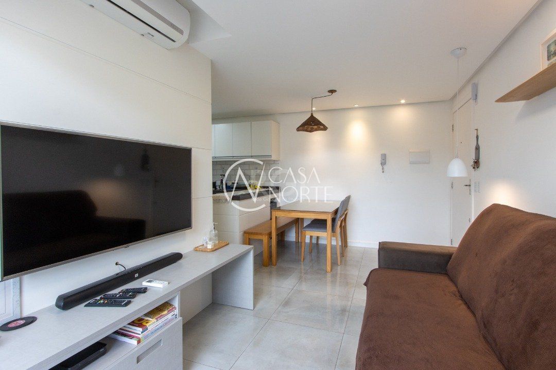 Apartamento à venda com 2 quartos, 50m², 1 vaga, Rua Joaquim de Carvalho no bairro Vila Nova em Porto Alegre