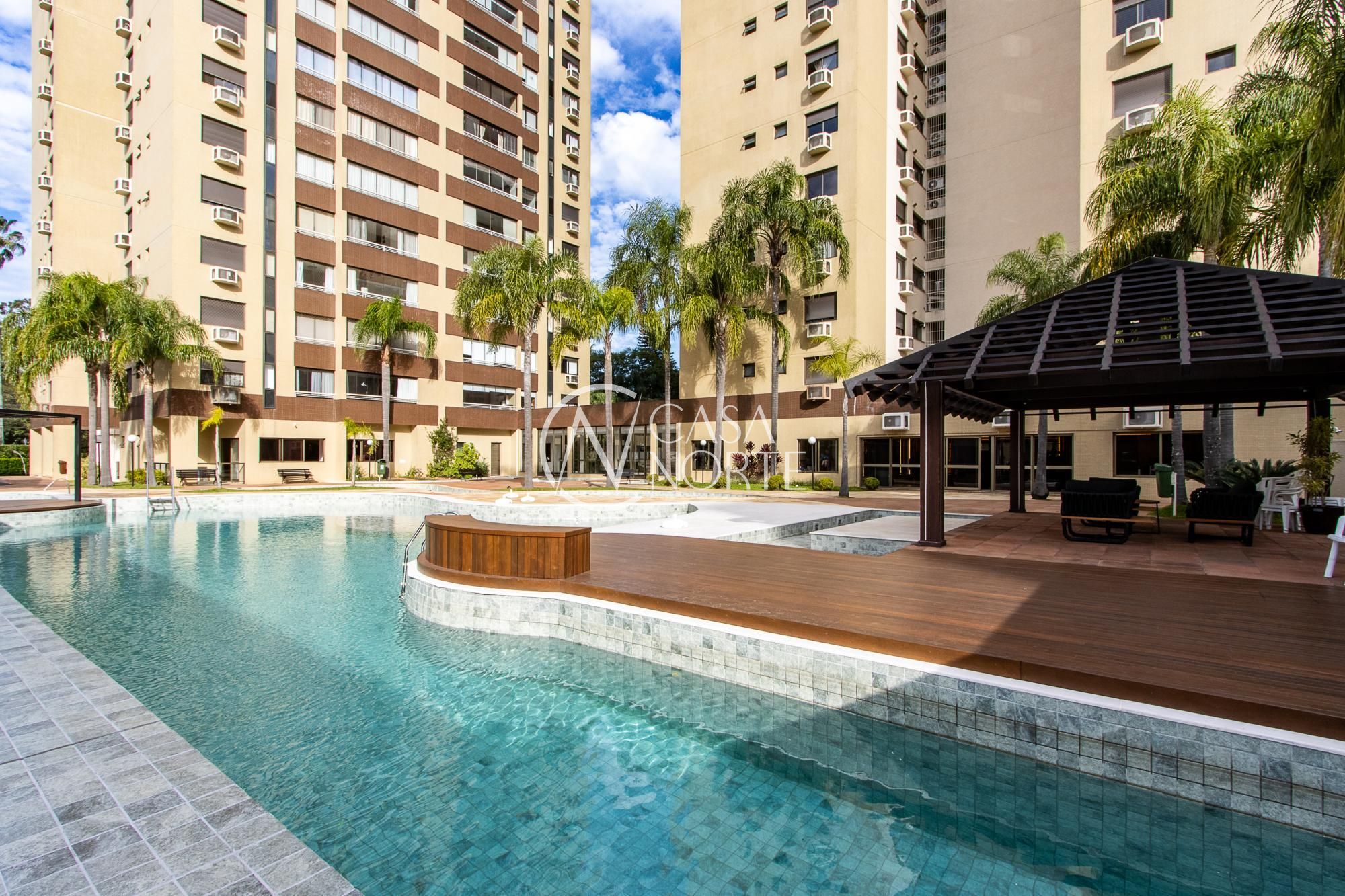 Apartamento à venda com 3 quartos, 139m², 1 suíte, 2 vagas, Avenida Getúlio Vargas no bairro Menino Deus em Porto Alegre