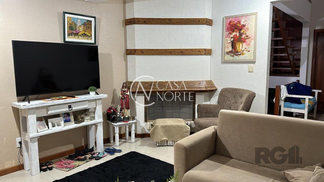 Casa à venda com 3 quartos, 239m², 3 suítes, 2 vagas, Rua Professor Antônio José Remião no bairro Espírito Santo em Porto Alegre