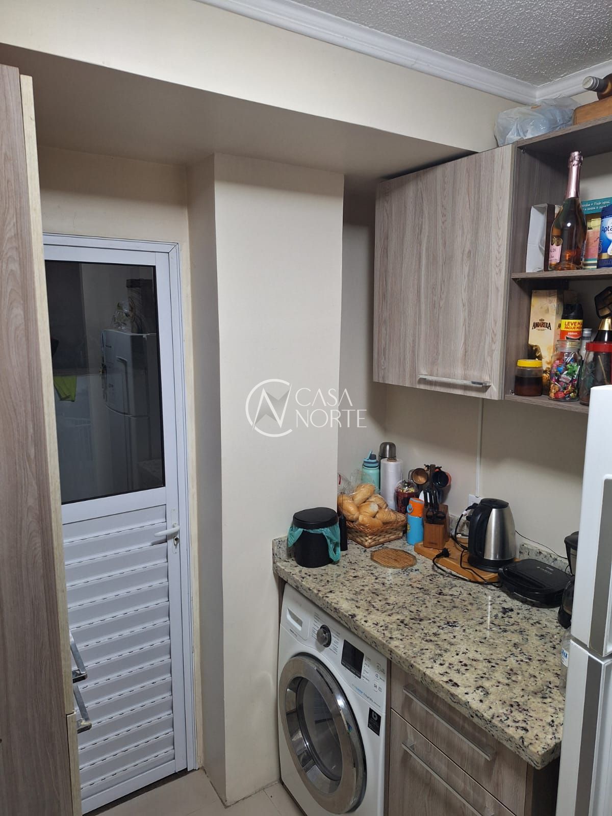 Apartamento à venda com 2 quartos, 54m², 1 vaga, Rua Joaquim de Carvalho no bairro Vila Nova em Porto Alegre