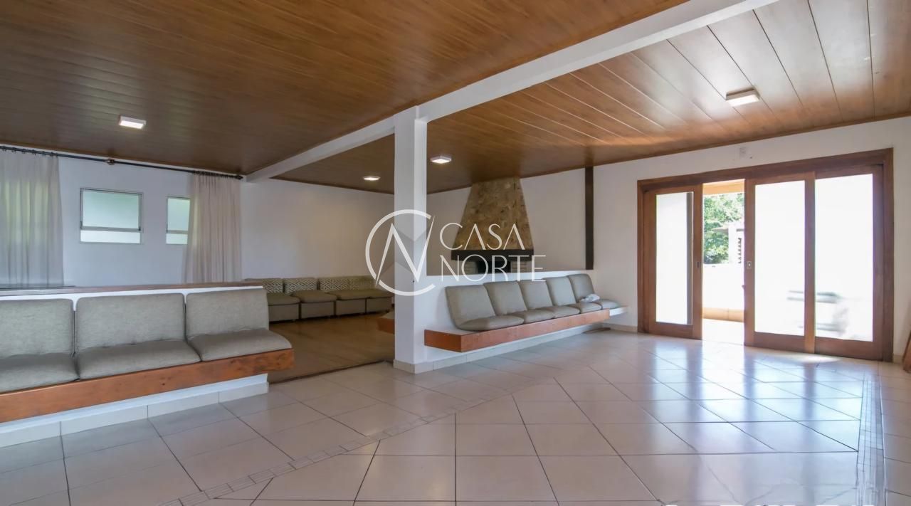 Casa de Condomínio à venda com 3 quartos, 229m², 1 suíte, 3 vagas, Rua Landel de Moura no bairro Tristeza em Porto Alegre