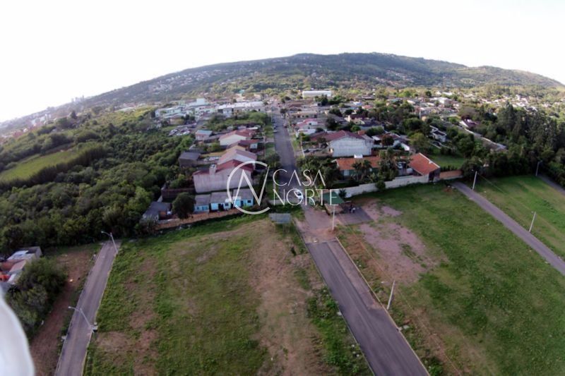 Terreno à venda  com 334m², Rua Catarino Andreatta no bairro Vila Nova em Porto Alegre