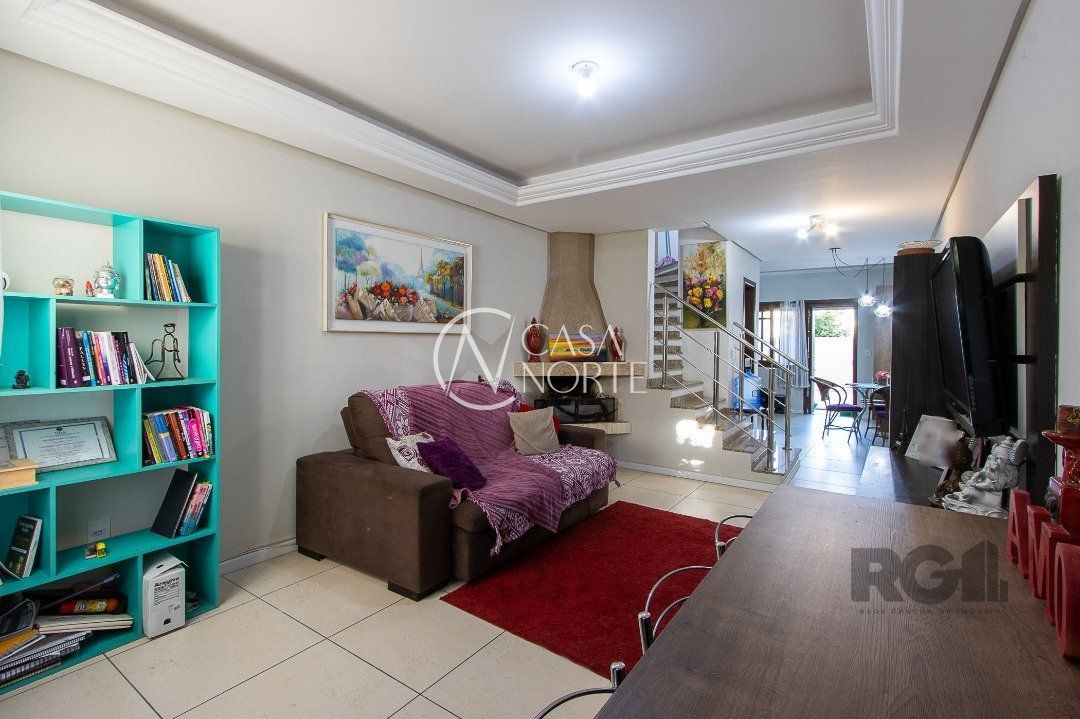 Casa à venda com 3 quartos, 87m², 1 suíte, 1 vaga, Rua Luzinete Alves Aragon no bairro Hípica em Porto Alegre