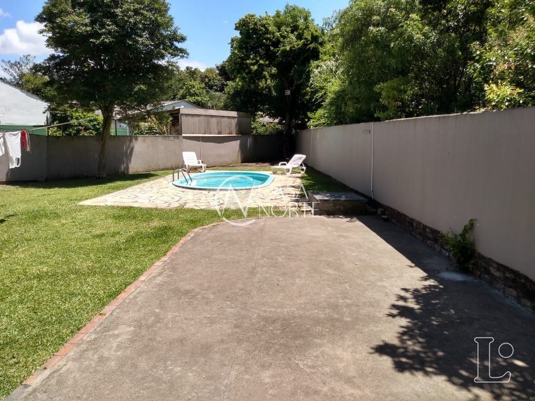 Casa à venda com 5 quartos, 300m², 1 suíte, 1 vaga, Avenida Imperial no bairro Ipanema em Porto Alegre