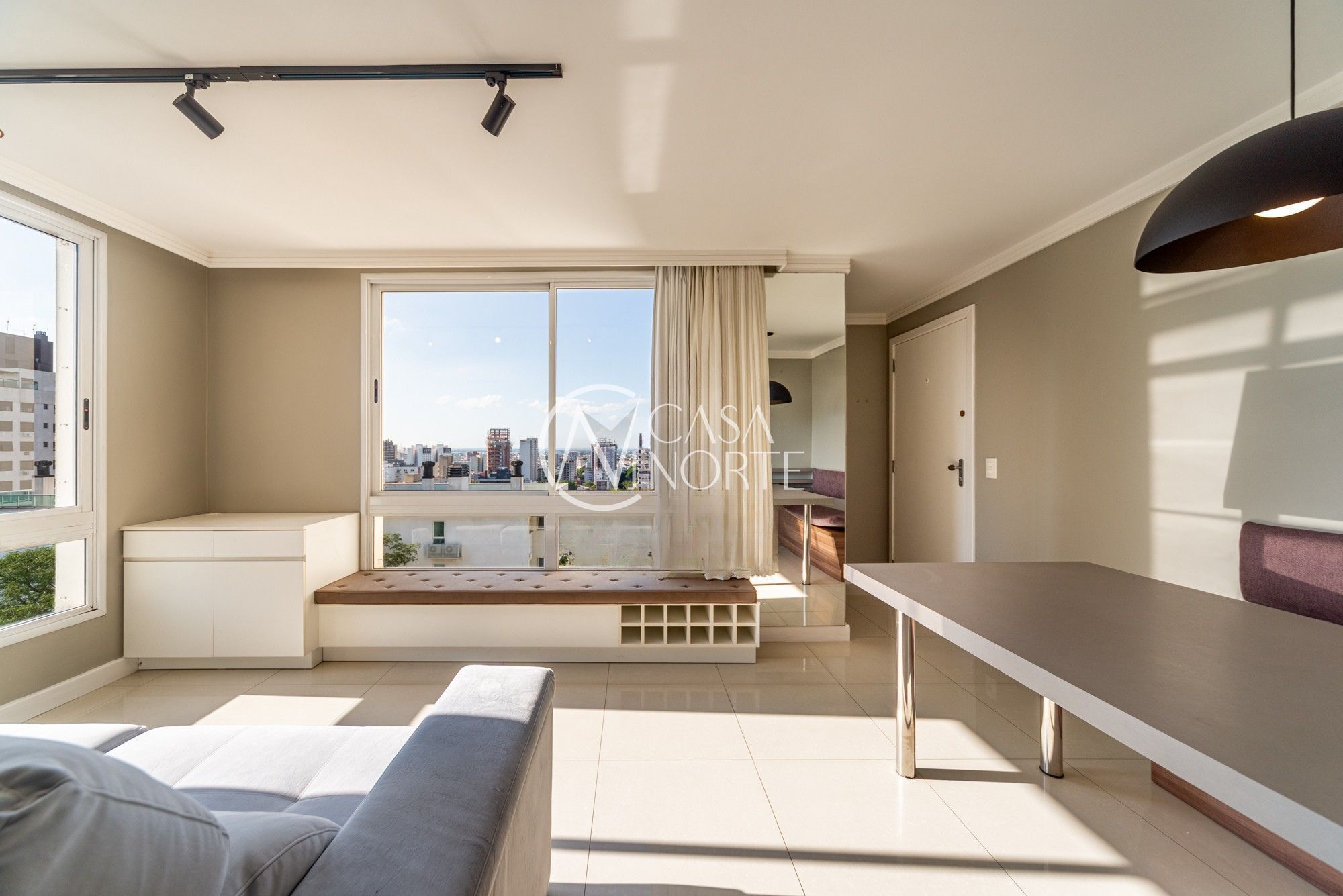 Apartamento à venda com 1 quarto, 48m², 1 vaga, Avenida Coronel Lucas de Oliveira no bairro Bela Vista em Porto Alegre