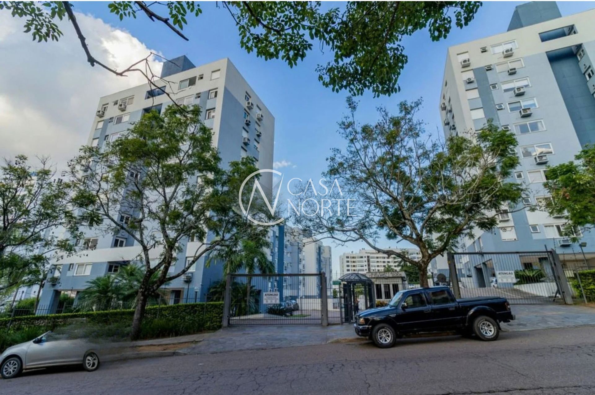 Apartamento à venda com 2 quartos, 58m², 1 vaga, Avenida General Barreto Viana no bairro Chácara das Pedras em Porto Alegre