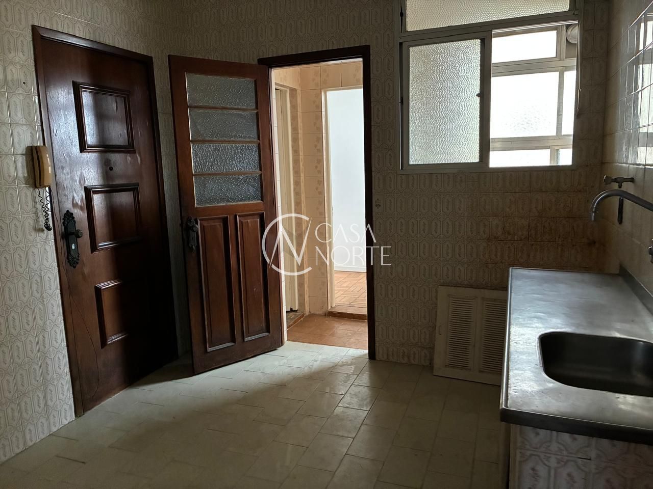 Apartamento à venda com 3 quartos, 104m², 1 suíte, 1 vaga, Avenida Venâncio Aires no bairro Cidade Baixa em Porto Alegre