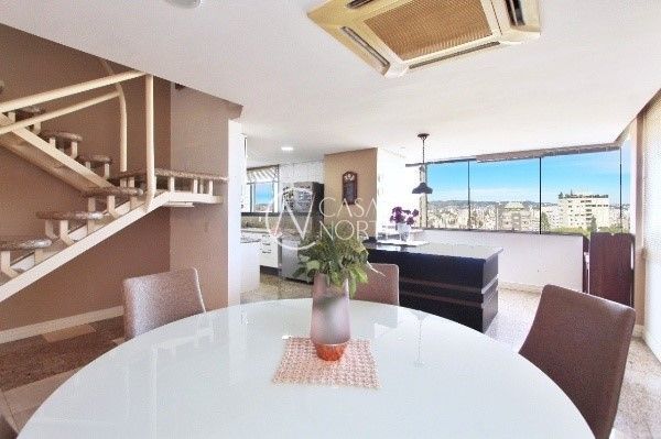 Apartamento à venda com 4 quartos, 359m², 2 suítes, 3 vagas, Rua Casemiro de Abreu no bairro Bela Vista em Porto Alegre
