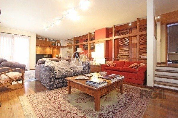Apartamento à venda com 3 quartos, 233m², 1 suíte, 2 vagas, Rua André Puente no bairro Independência em Porto Alegre