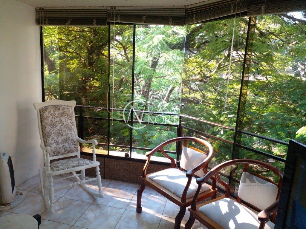 Apartamento à venda com 2 quartos, 87m², 1 vaga, Avenida Coronel Lucas de Oliveira no bairro Petrópolis em Porto Alegre