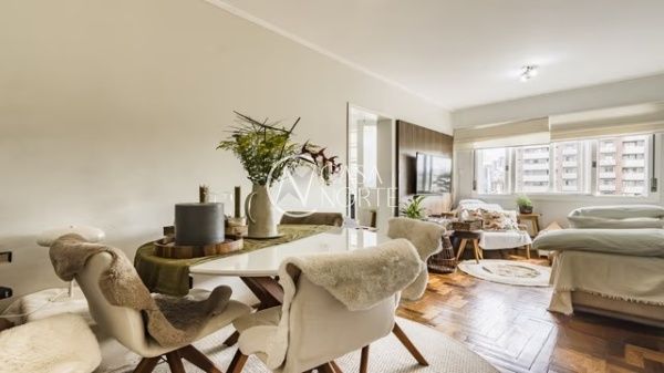 Apartamento à venda com 1 quarto, 43m², 1 vaga, Rua Amélia Teles no bairro Petrópolis em Porto Alegre