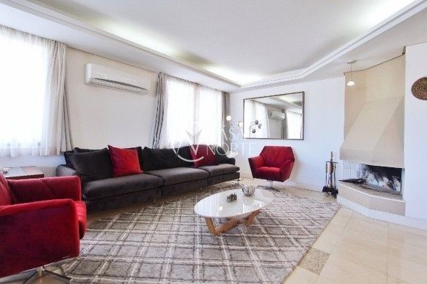 Apartamento à venda com 4 quartos, 359m², 2 suítes, 3 vagas, Rua Casemiro de Abreu no bairro Bela Vista em Porto Alegre