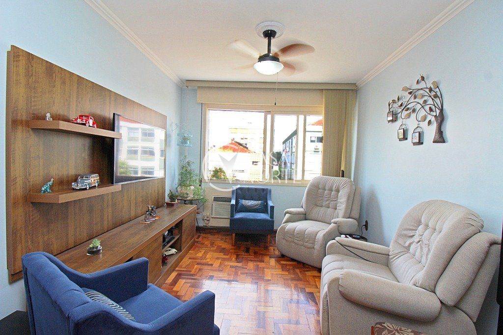 Apartamento à venda com 3 quartos, 98m², Avenida Andarai no bairro Passo da Areia em Porto Alegre