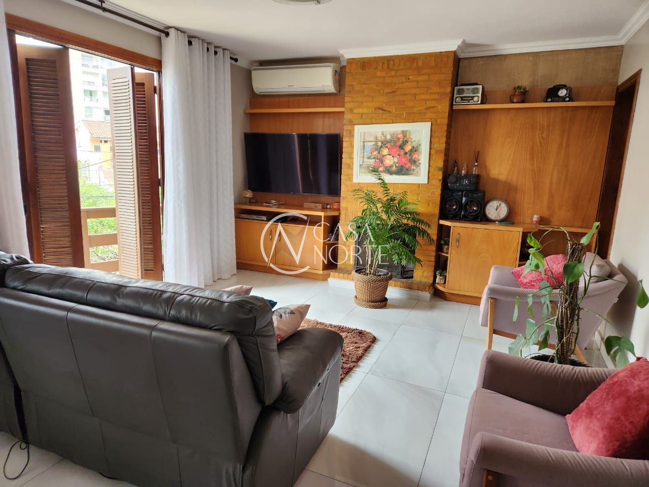 Apartamento Garden à venda com 3 quartos, 197m², 1 suíte, 3 vagas, Rua Aliança no bairro Jardim Lindóia em Porto Alegre