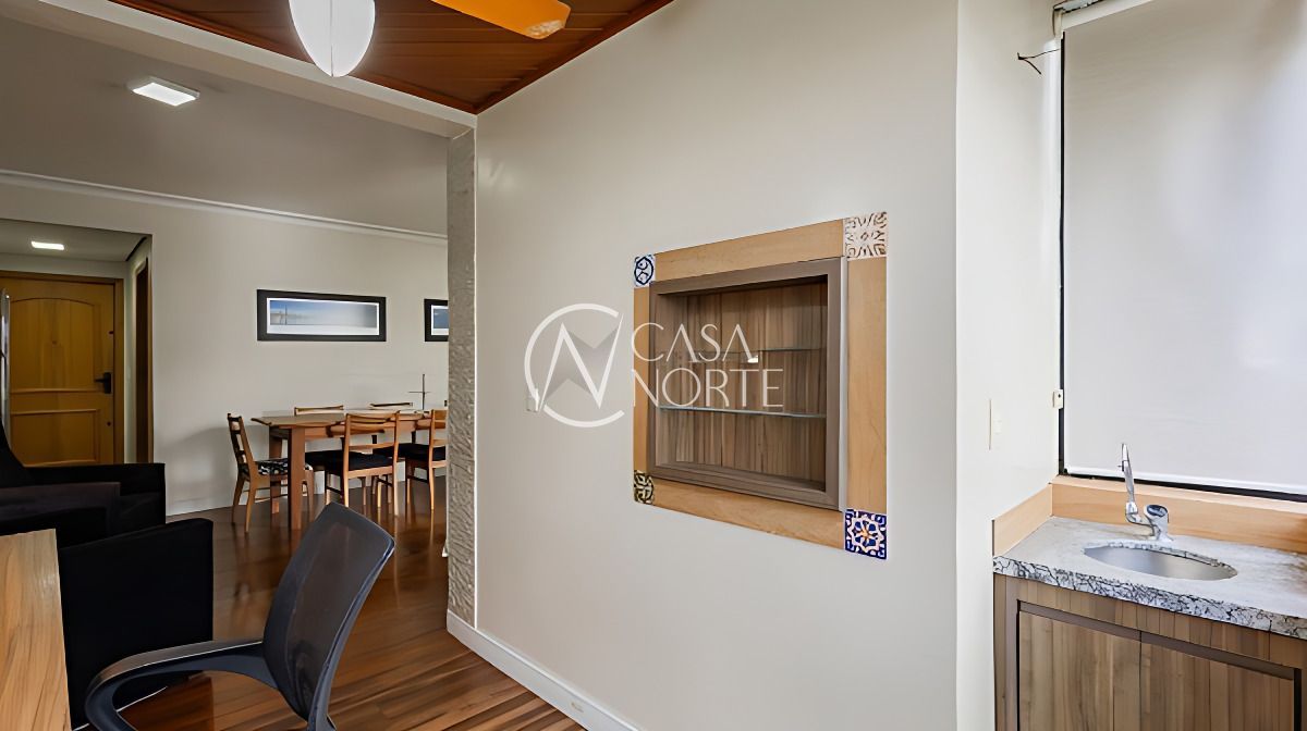 Apartamento à venda com 2 quartos, 96m², 1 suíte, 2 vagas, Rua Carlos Trein Filho no bairro Mont Serrat em Porto Alegre