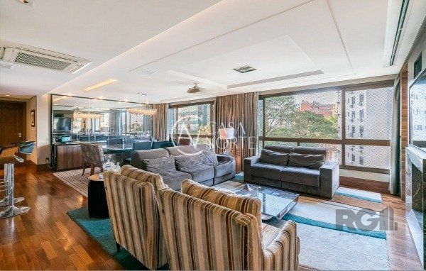 Apartamento à venda com 3 quartos, 181m², 3 suítes, 3 vagas, Rua Casemiro de Abreu no bairro Bela Vista em Porto Alegre